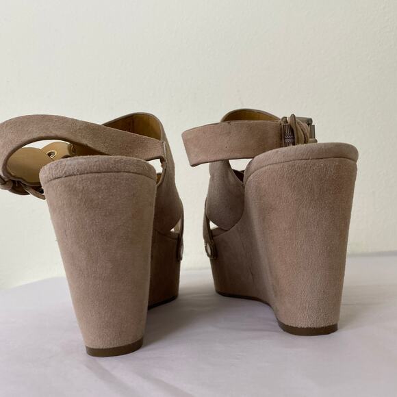 Marc Fisher Bianka Wedges Size 8 Taupe Suede Leather Heels Platform Boho 60s 70s - Picture 8 of 13